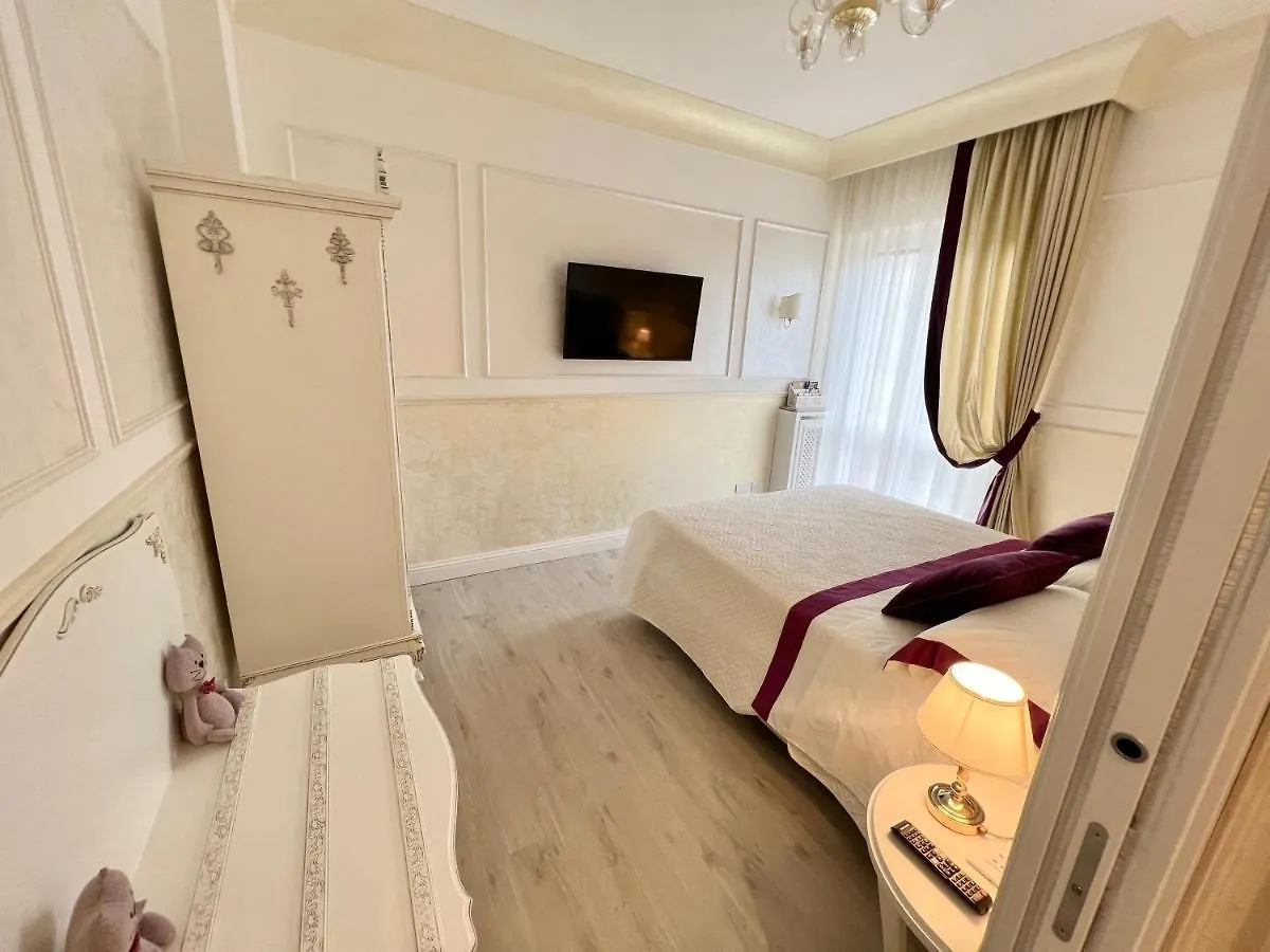 Ghibellines Apartments Verona 0*,